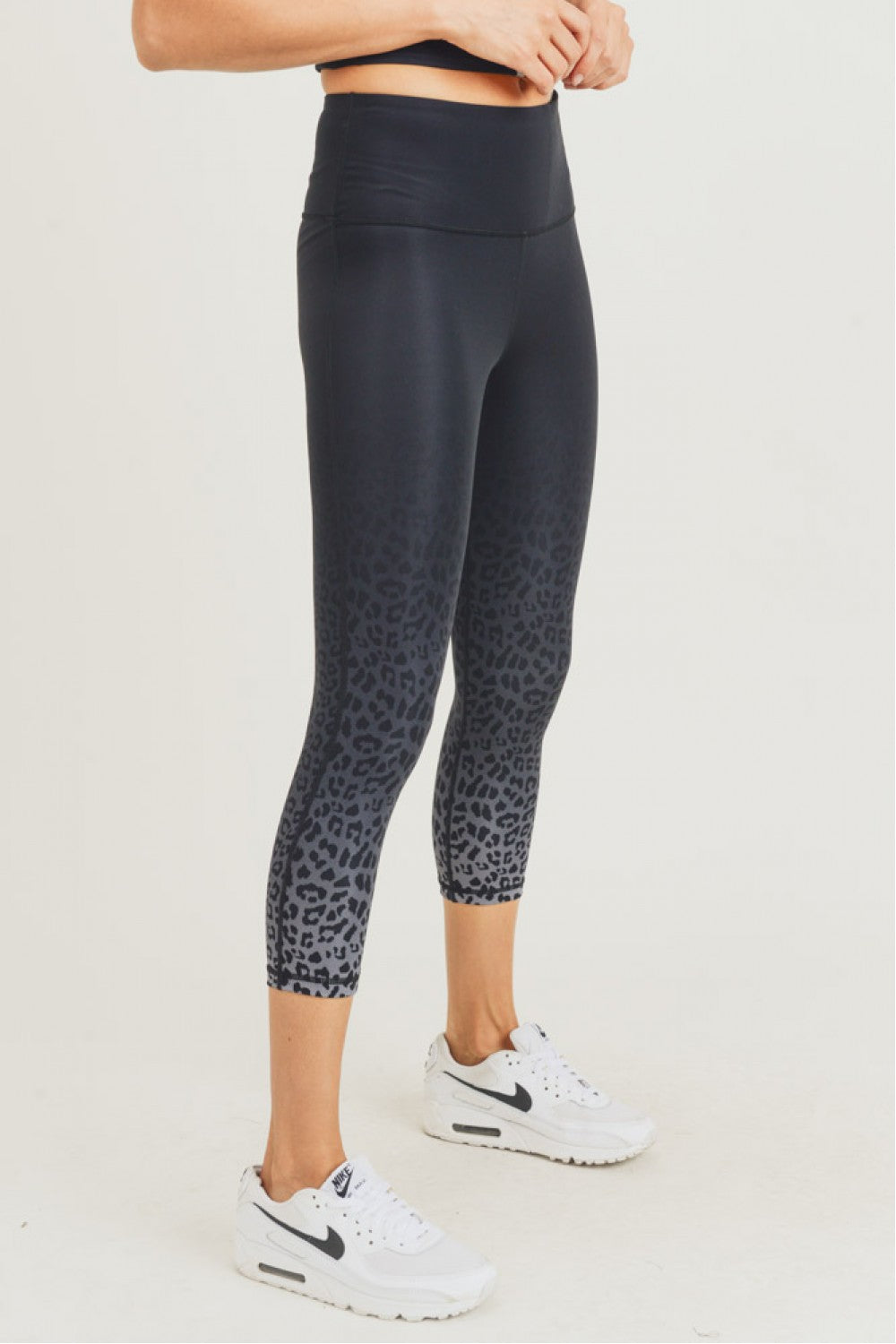 Leopard Tip Ombre Capri Leggings