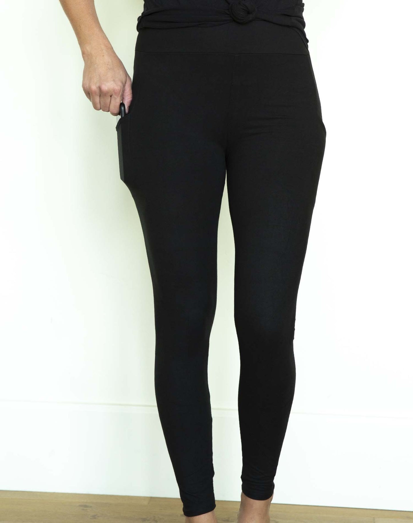 Black Leggings WITH POCKETS!!!